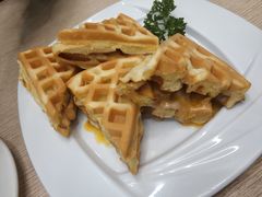 -佰搭果·广式茶餐厅(西华路店)