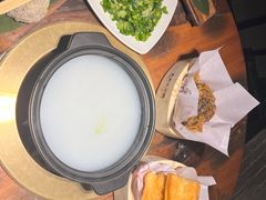 沙虾-大良毋米粥 · 粥底火锅(岭南天地店)