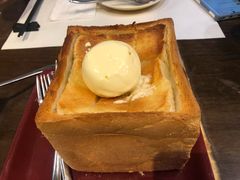 蜂蜜冰淇淋厚多士-港丽餐厅(龙之梦长宁店)