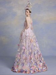 -Renee芮亦婚纱