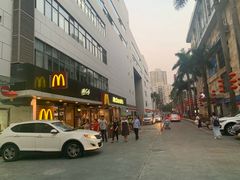 门面-麦当劳(新洲南路店)