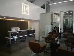 -I+造型烫发染发