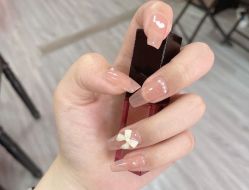 -悦指间美甲美睫
