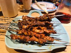 -街角等你.大连海鲜烧烤.经典铁板海鲜串(西安路店)