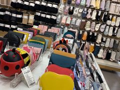 -hotwind热风(世纪东方广场店)