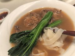 牛腩手擀面-白云宾馆·白云宴餐厅