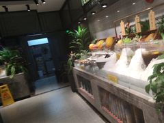 -金滏山烤肉·海鲜·火锅自助餐厅(襄阳万达店)