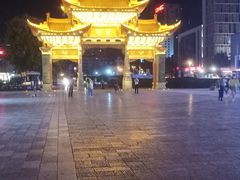 -桥香园云南过桥米线(金马碧鸡店)
