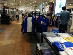 -三福时尚(三峡广场华夏银座店)