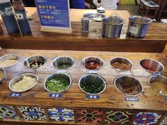 -洱火云南酸菜牛肉火锅(石景山当代商城店)