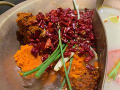 -沸炉重庆老火锅(军事博物馆店)