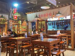 -湘下佬·老长沙吃货铺(顺成·大融城店)