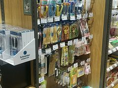 -百新书局(尚悦湾店)
