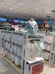 -爱婴室(上海齐河路店)