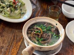 黄鳝牛肉煲仔饭-关氏饮食店