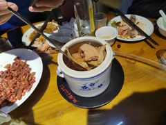 -体育场(地铁站)