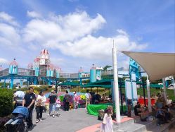 -季高兔窝窝亲子园(上海薰衣草公园店)