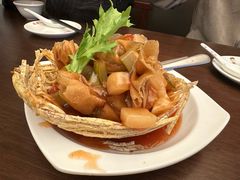 雀巢筑顶-莲华素食府