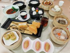 -麒麟山景大酒店岭南汇海鲜酒家(沙井店)