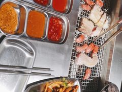 -马路牙子烧烤音乐酒馆(望京店)