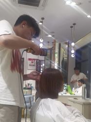 -MY WAY SALON