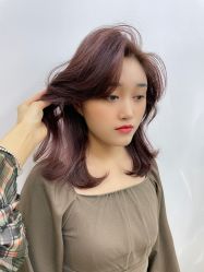 -BULB STUDIO 巴柏明星发型工作室