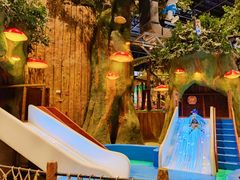 -蓝精灵乐园·世茂精灵之城主题乐园