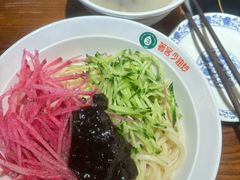 -老天桥酱肉烧饼夹肘子(天桥店)