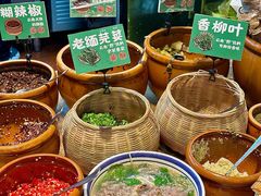 -云阿蛮云南生烫牛肉米线(奉贤路店)