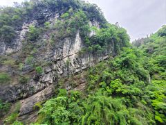 -龙水峡地缝景区