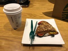 -星巴克臻选(郑州国贸360广场店)