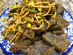 凉粉皮-宏宏无烟石板烧烤