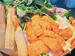 -大头虾越式风味餐厅(光明广场店)