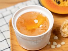 木瓜炖雪耳-杏甜品(尖沙咀加拿分道店)