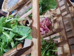 -阿婆情腊排骨火锅(金虹路店)