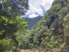 -雅鲁激流探险漂流