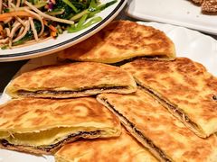 -东口码头·烧鸽子·鱼头泡饼·地方菜(金鹰悦城店)