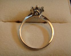 2-威德钻石-克拉钻大本营(南京东路店)