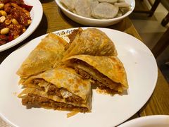牛肉大葱饼-河沿肉饼Beijing Pie(锡拉胡同店)