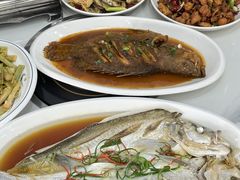 -丹水桥地锅鱼·翘嘴鲌·地方特色全鱼宴(丹江口大坝店)
