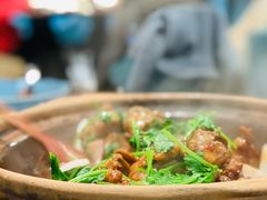 干锅走地鸡煲-鹊玥·粤菜小馆(汇智国际商业中心店)