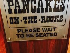 -Pancakes on the rocks(Darling Harbour)