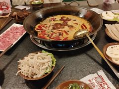 -渝井巷重庆老火锅(沈阳吉祥店)