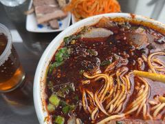 -吾穆勒蓬灰牛肉面·清真(北滨河中路店)