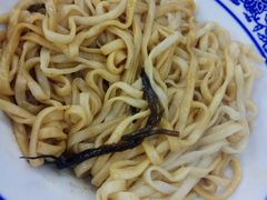 -月亮房·白斩鸡(娄山关路店)