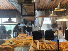 面包甜点陈列柜-仙峰天然面包(迎宾路店)