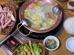 -阿婆情腊排骨火锅(金虹路店)