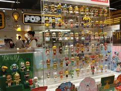 -泡泡玛特POPMART(上海环球港店)