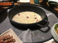 -三人行骨头王火锅(长寿店)