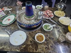 -内蒙古阿拉善冰煮羊.特色铜锅涮牛羊肉(宝安彩虹城二楼连锁品牌直营3店)